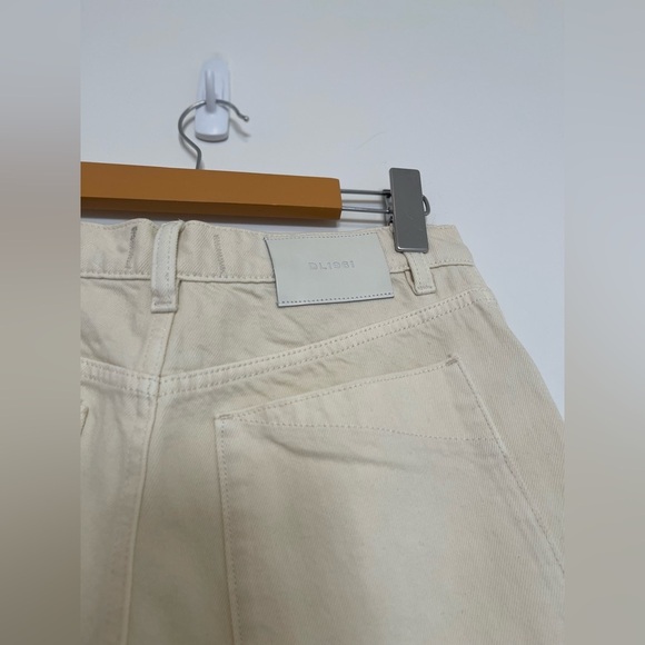 DL1961 Cream cargo wide leg high rise denim jeans 26 Pants - Picture 5 of 9